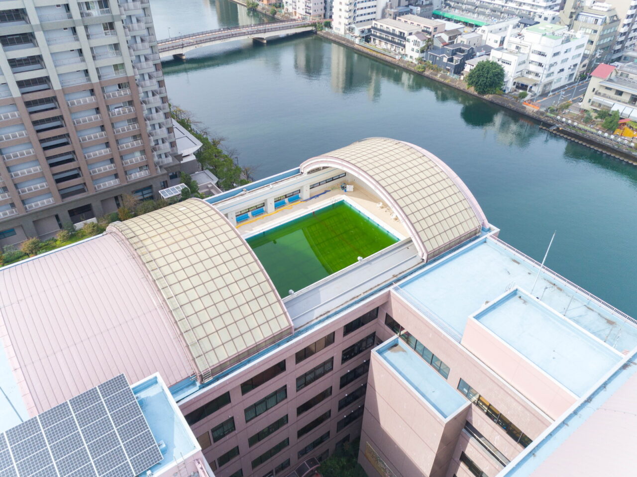 【開閉屋根】中央区立晴海中学校 屋内プール