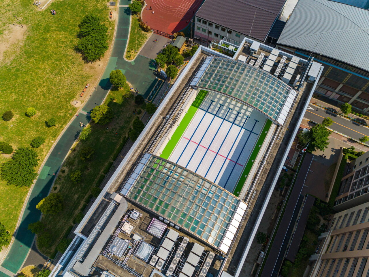 【開閉屋根】荒川区立汐入東小学校プール